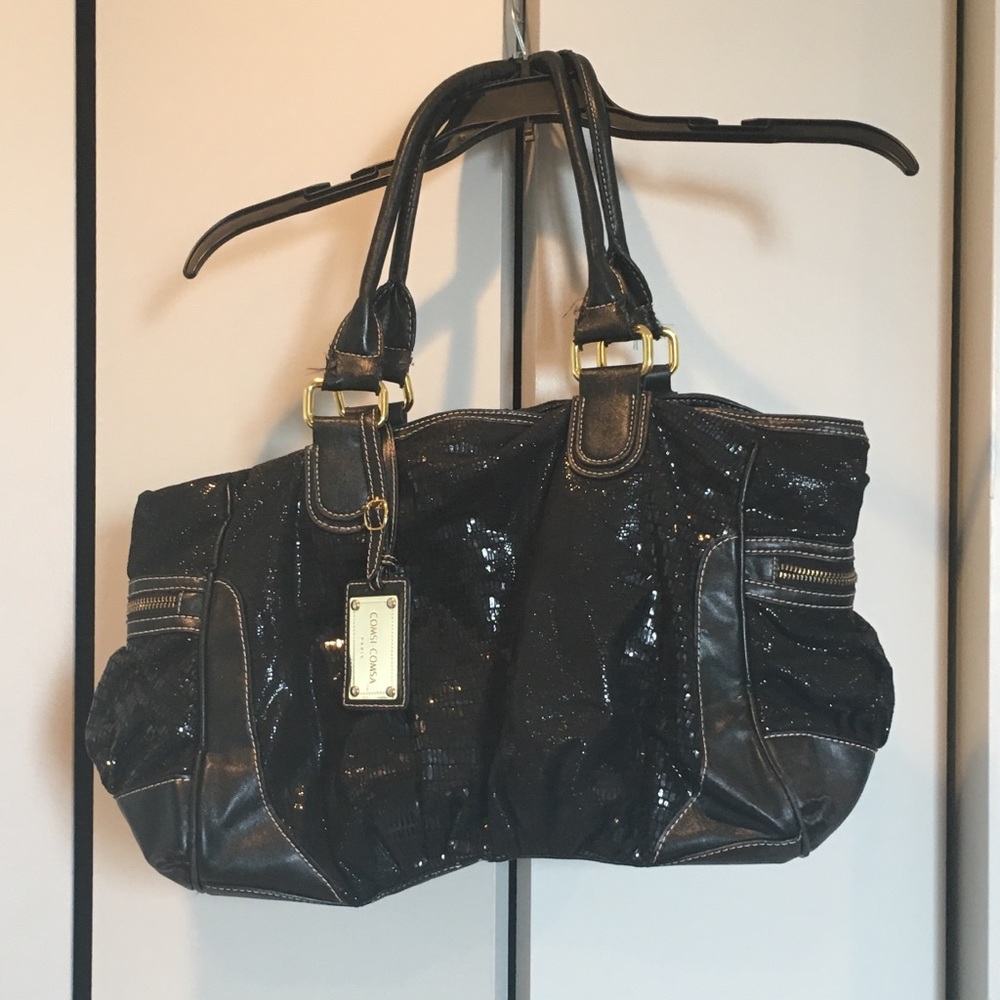 Black and gold purse